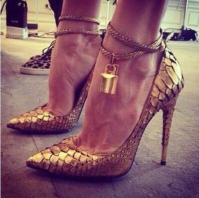 Gold Lock Pointy Stiletto Sexy Fashion Pumps Designer Shoes Women Luxury Thin High Heel Shoes Multi-Colors Pump Women Shoes