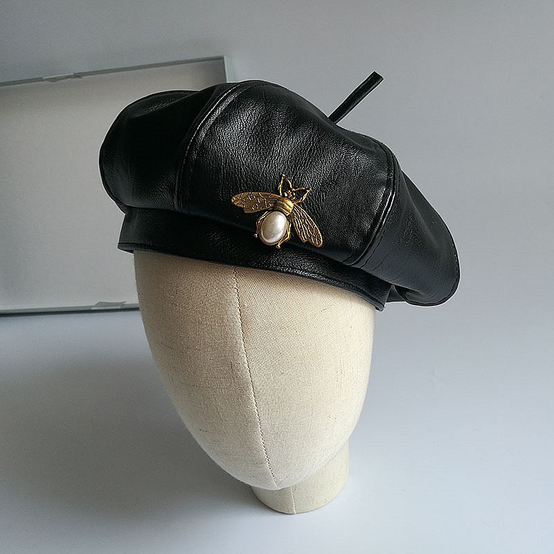 Vintage Brand Bee Brand Fashion Black Pu Leather Beret Hat Women Cap Female Ladies Beanie Beret Girls for Spring and Autumn